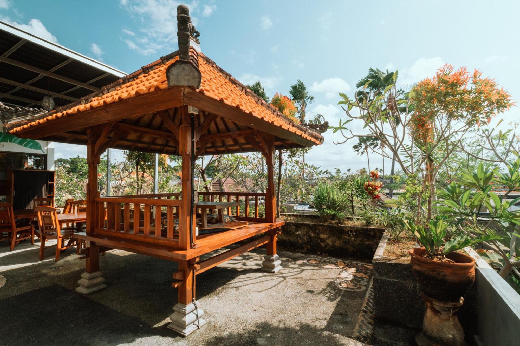 Umah Kita Apartment Seminyak  Exterior photo